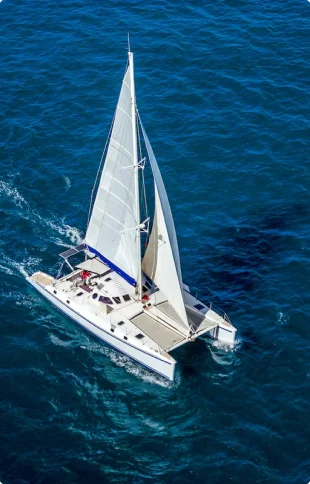 Pronájem katamaránů