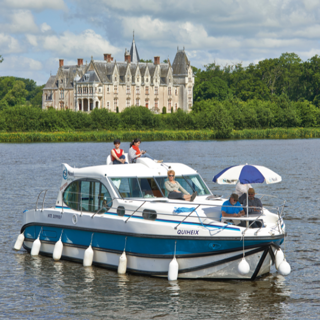 Cruise the Nantes-Brest Canal and discover one of France's most beautiful regions from the deck of a houseboat.