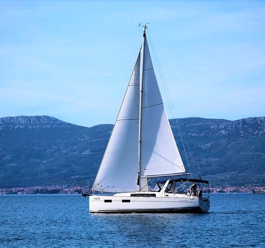 moondance catamaran greece