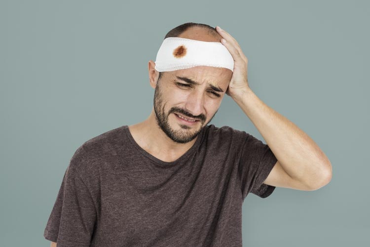 Είναι σημαντικό να λάβετε βοήθεια από ειδικούς όταν αντιμετωπίζετε πιο σοβαρούς τραυματισμούς στο κεφάλι