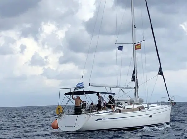 red flag on sailboat