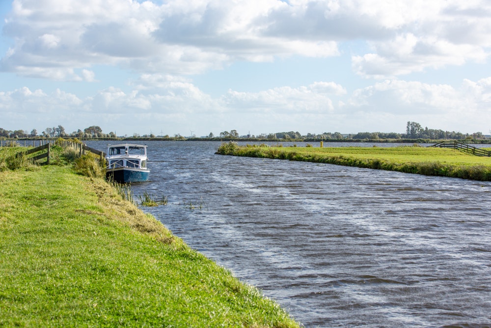 Vodná krajina Kagerplassen v južnom Holandsku.