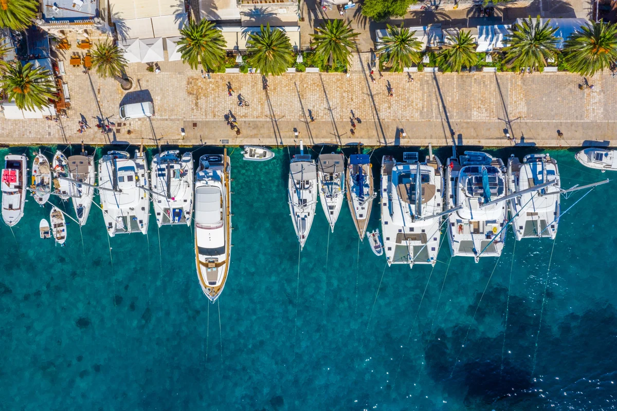 Yachting.com: Yacht charter in 806 yacht models worldwide