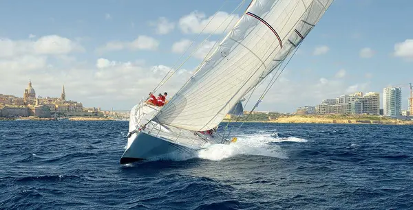 Adrenalinový jachting pro zkušené jachtaře
