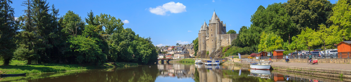Brittany'de yüzen ev: kaçırılmaması gereken 10 yer