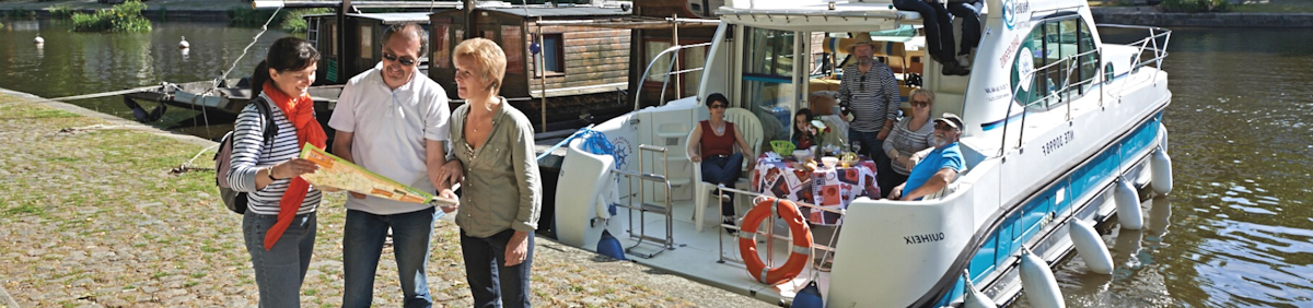 Wie das Hausbootfahren funktioniert: Grundlagen für Einsteiger