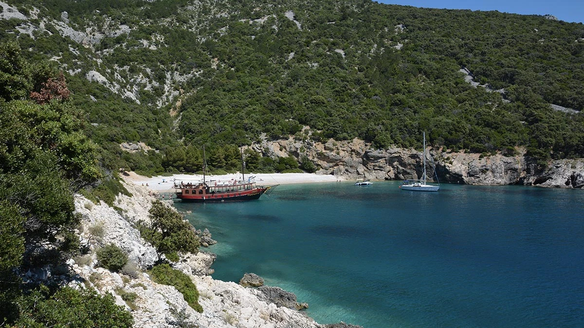 The magical beach of Lubenice, island of Cress