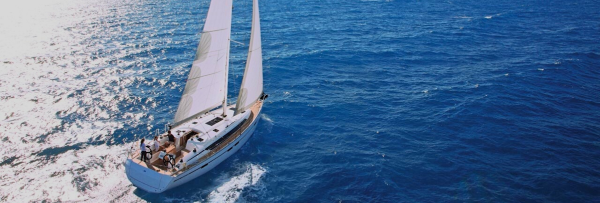 Navegando no Cruzeiro Baviera 46: elegante, rápido e de grande manuseamento