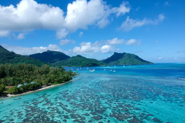 Huahine mountains