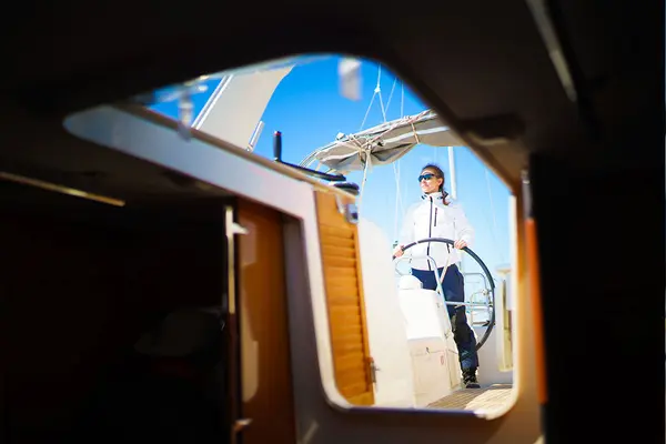 Kapten vid rodret