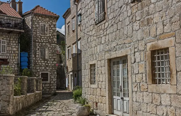 Atmosféra mesta má pikantnú orientálnu príchuť