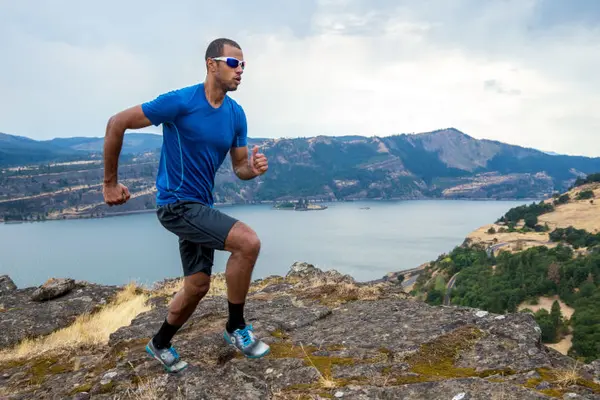 Od věci vůbec nejsou pořádné sluneční brýle (zdroj: styleandsafety.cz)