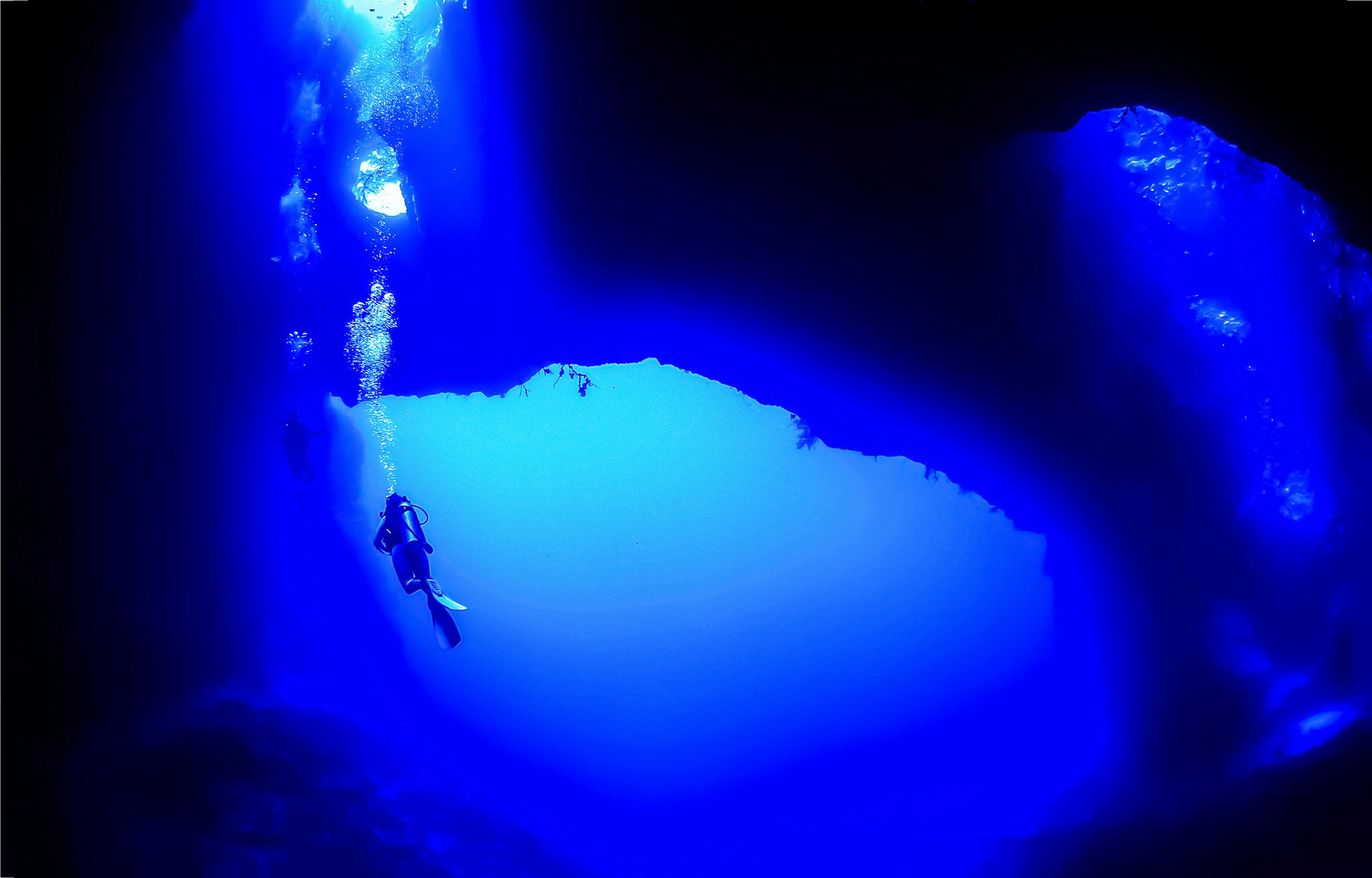 Each person's journey to overcoming their fear of deep water is unique and can take different lengths of time. One of the ways to stop being afraid of the deep is by diving.
