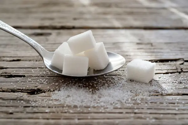 Sugar is quick to help with hypoglycaemia