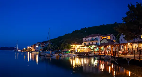 How to book moorings in Croatia in advance