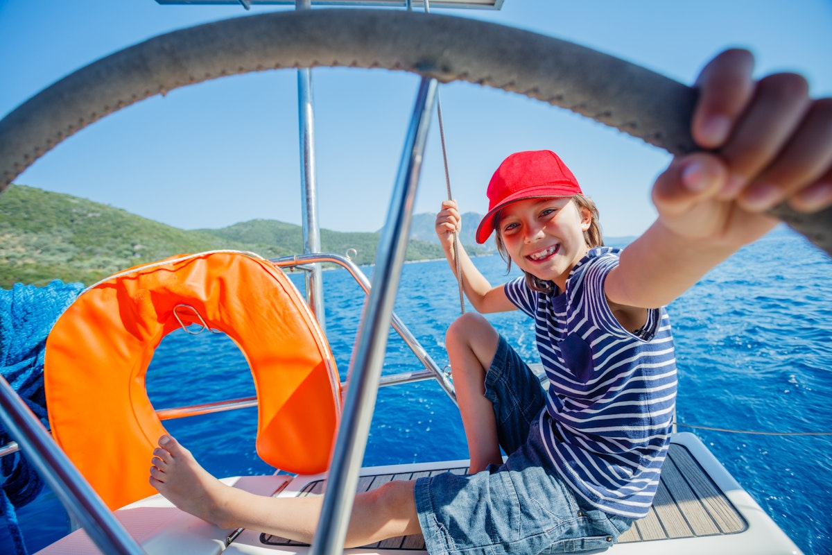 Hur man väcker seglingsintresset hos barn