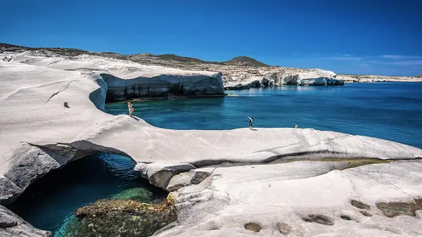 Lunar Sarakiniko Bay på ön Milos