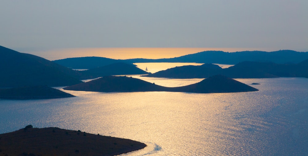 Корнатски архипелаг, гледка в далечината.
