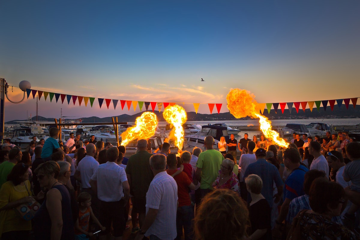 15 летни фестивала и събития в Хърватия: хвърлете котва и се потопете в обстановката