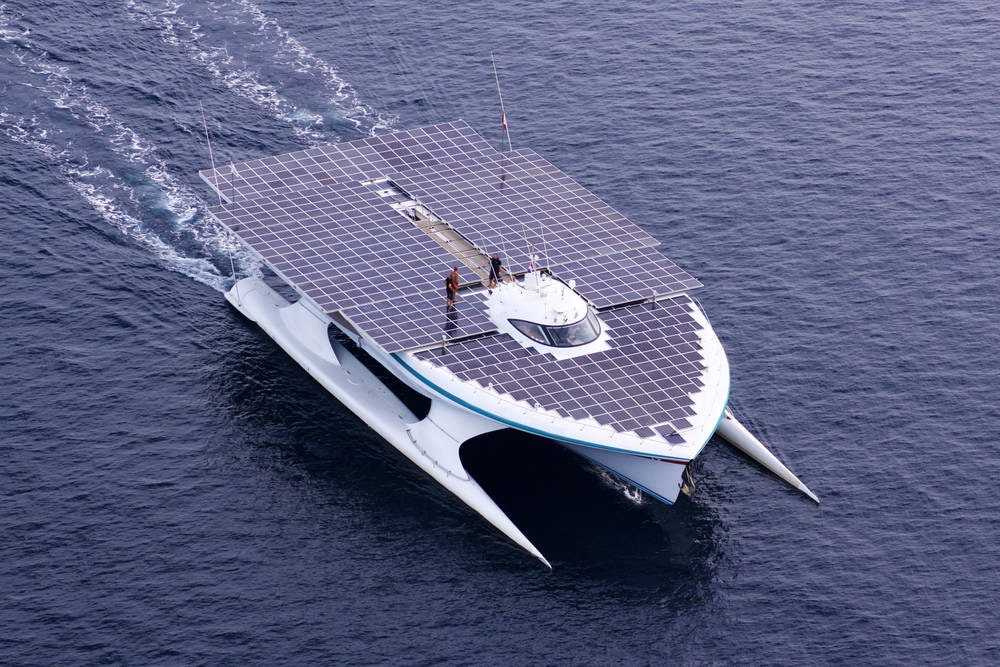 Today, there are also boats that are completely independent of external electricity sources
