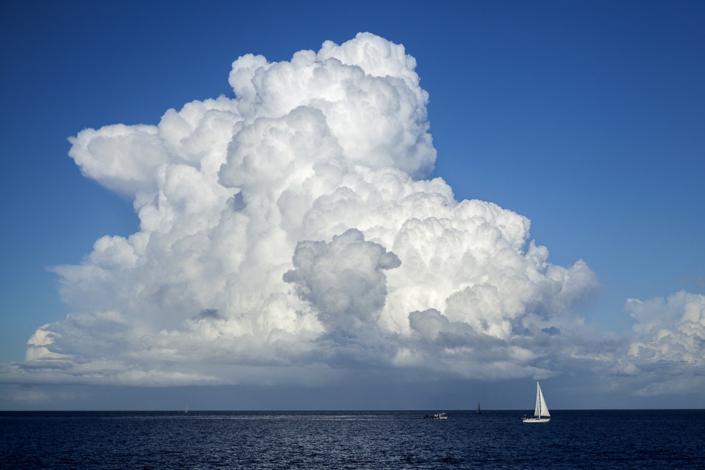 Cumulusy są oznaką spokojnej żeglugi.