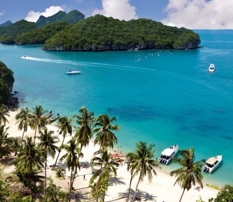 LUXURY YACHT CHARTER IN SOUTH PACIFIC & AUSTRALASIA