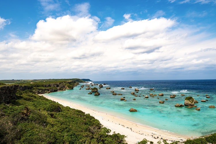 Kaum ein Reiseziel kann sich mit der Anzahl und Pracht der Strände von Okinawa messen