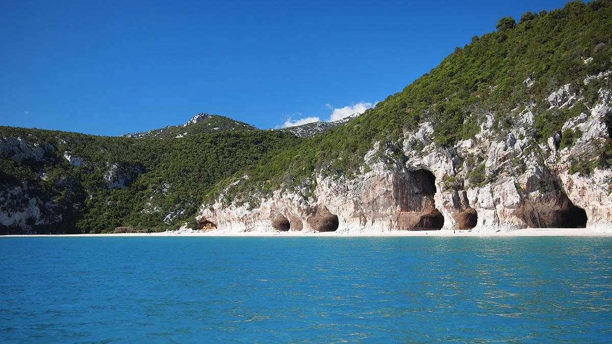 Cala Luna strand Szardínián