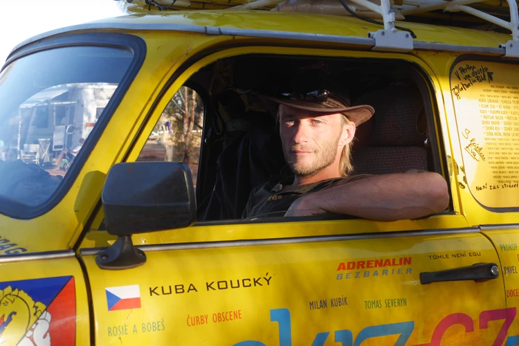 Jakub byl v jedné z posádek populární expedice Trabantem napříč Tichomořím