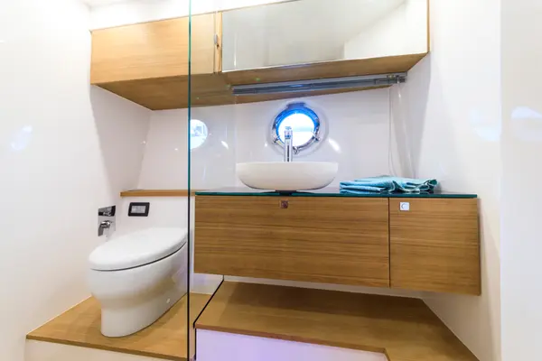 Guide to best composting toilets for boats