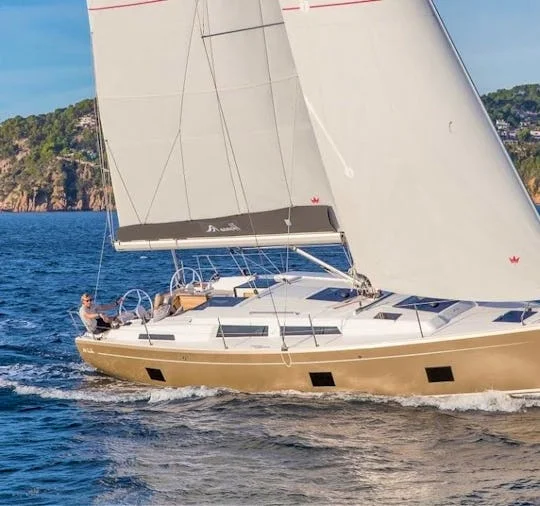 Découvrez le Hanse 418 : Votre ultime aventure en mer | Yachting.com