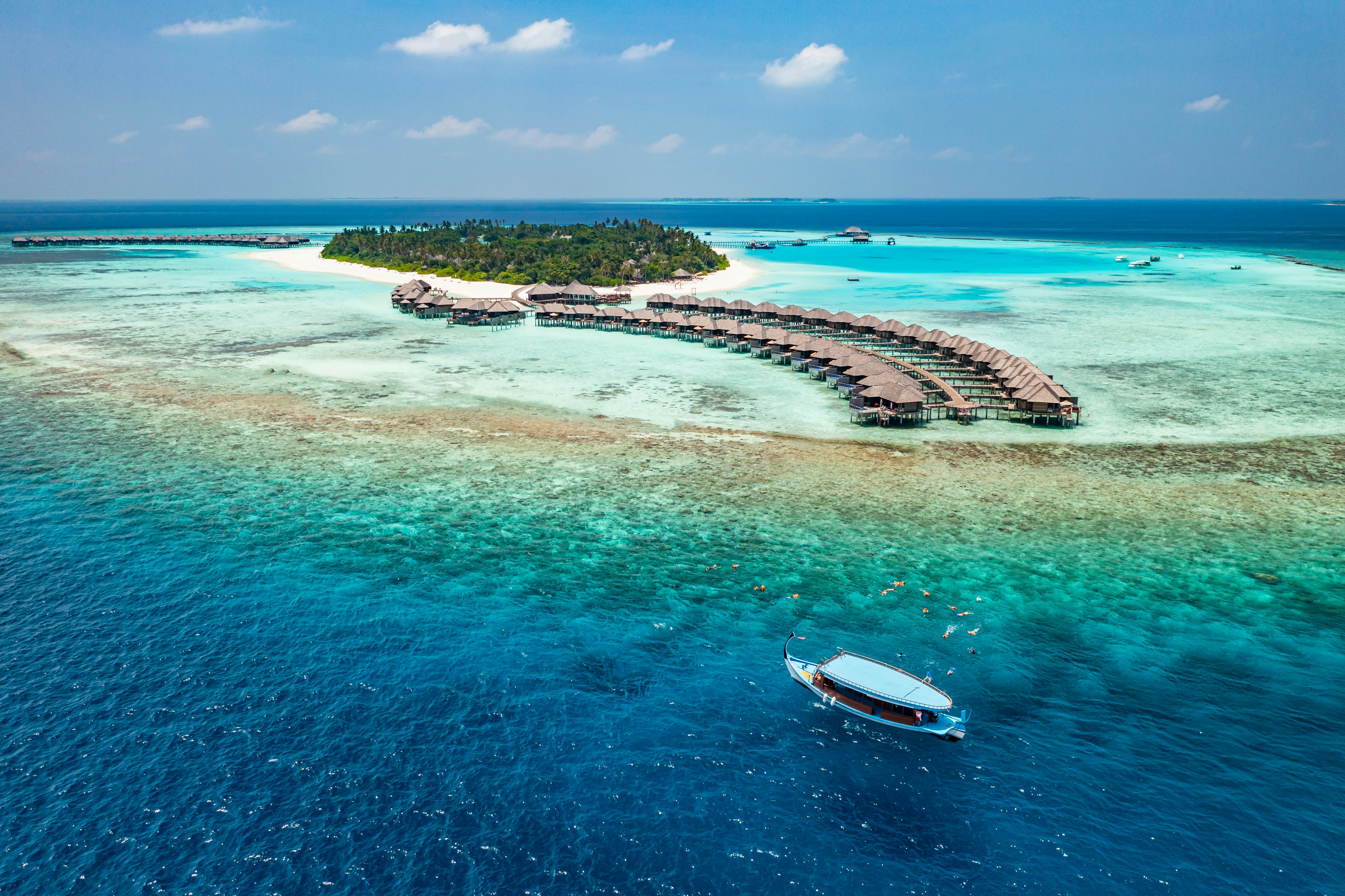 Maldiverna har ett mycket ömtåligt ekosystem som vi måste ta hänsyn till inte bara när vi ankrar utan också när vi seglar.