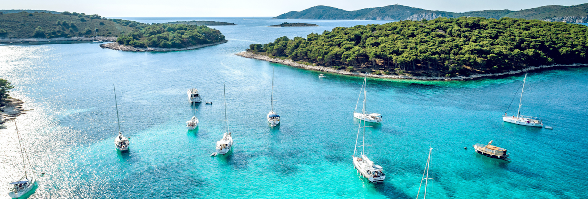 Noleggio di yacht di lusso: vacanze in mare all-inclusive