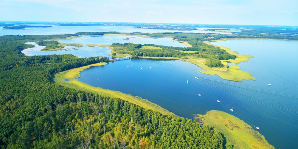 Mazūrijas ezeru apgabala ainava Polijā.