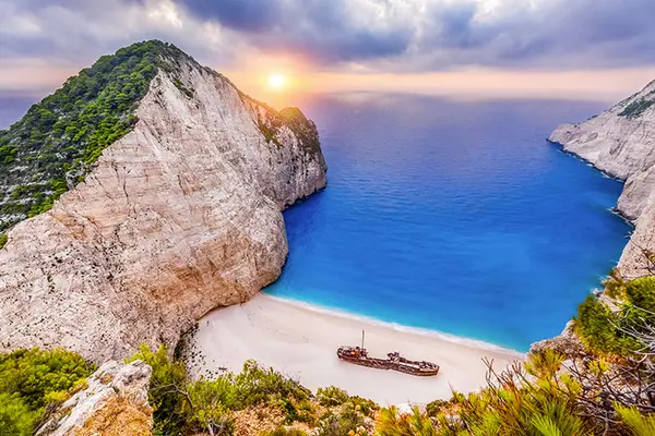 Pláž Navagio na Zakynthosu
